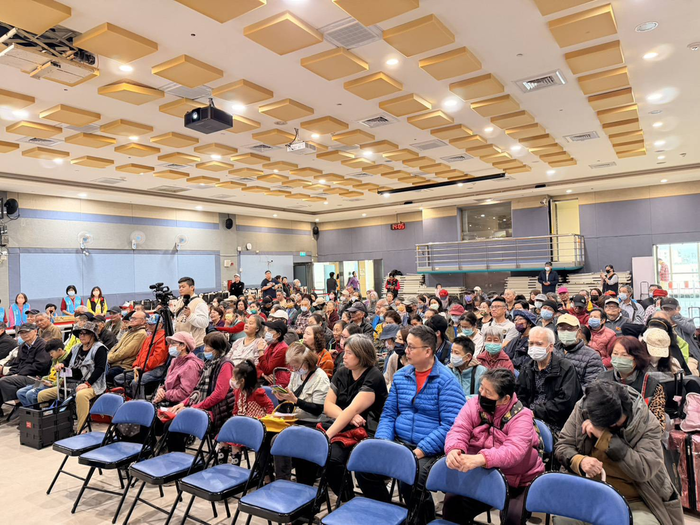 「寒冬送暖」行動參與民眾。