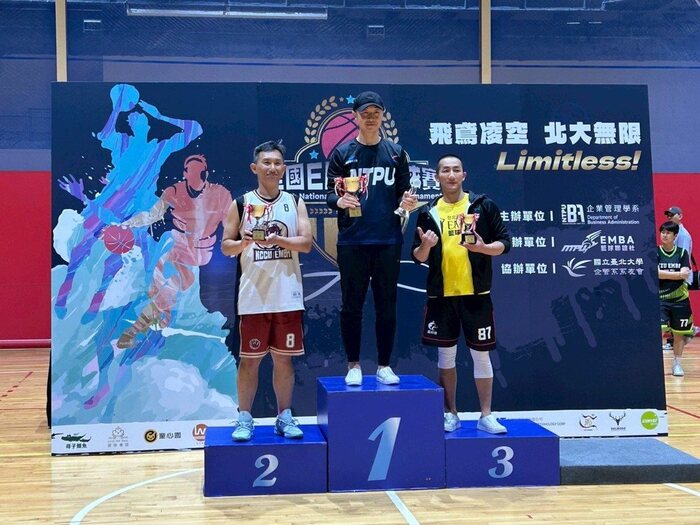 經典隊奪季軍：首戰即寫隊史新頁圖片